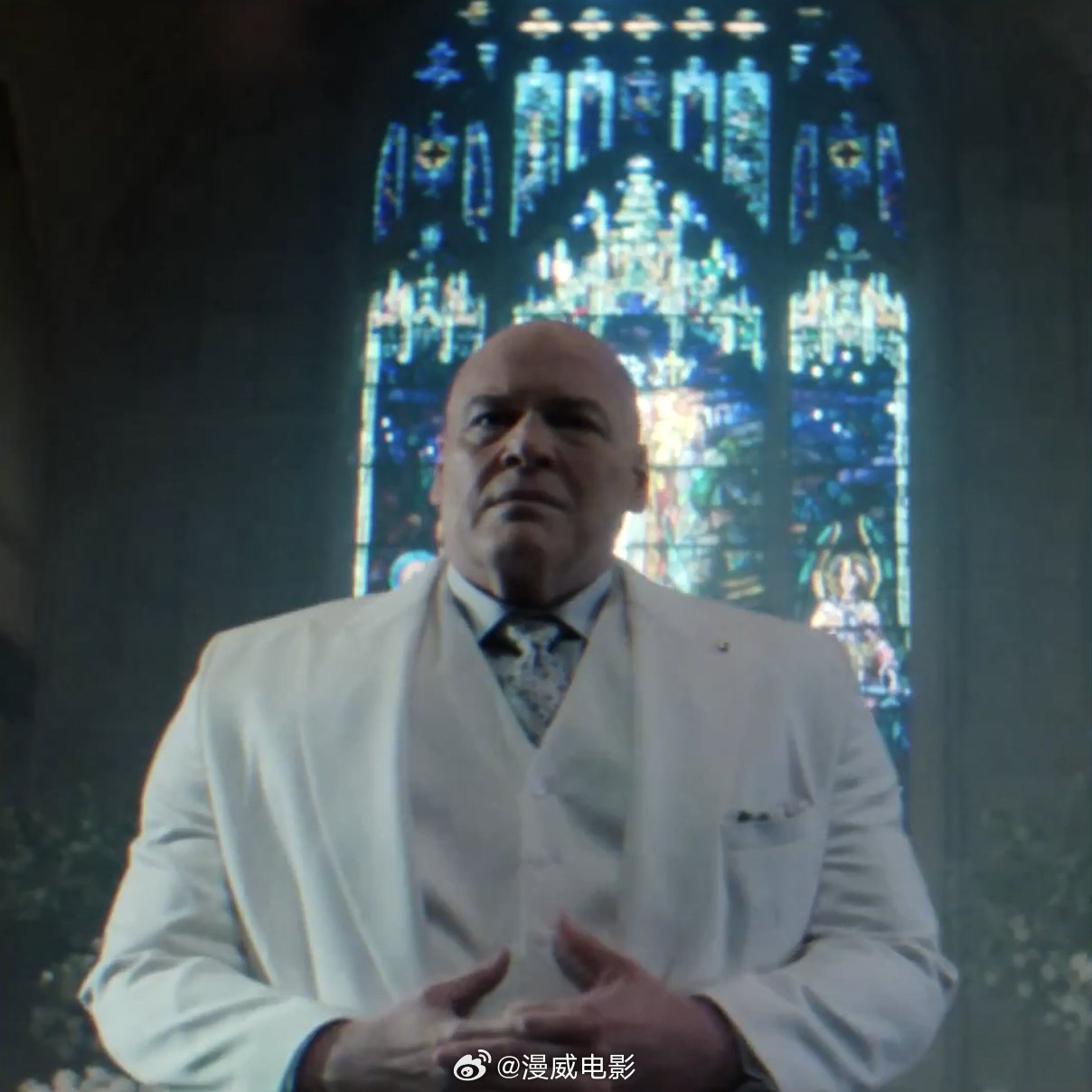 文森特·多诺费奥对乔·伯恩瑟不会回归《夜魔侠：重生》第二季作出回应：“如果乔不是