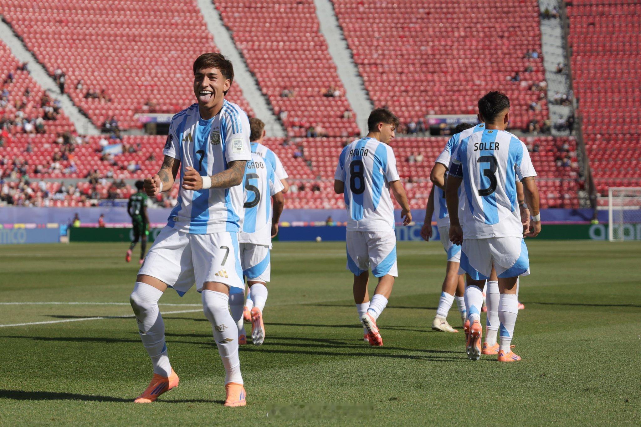 卡里索梅开二度！⚽⚽这位阿根廷本土联赛身价最高的萨斯菲尔德球员在U20世界杯1/