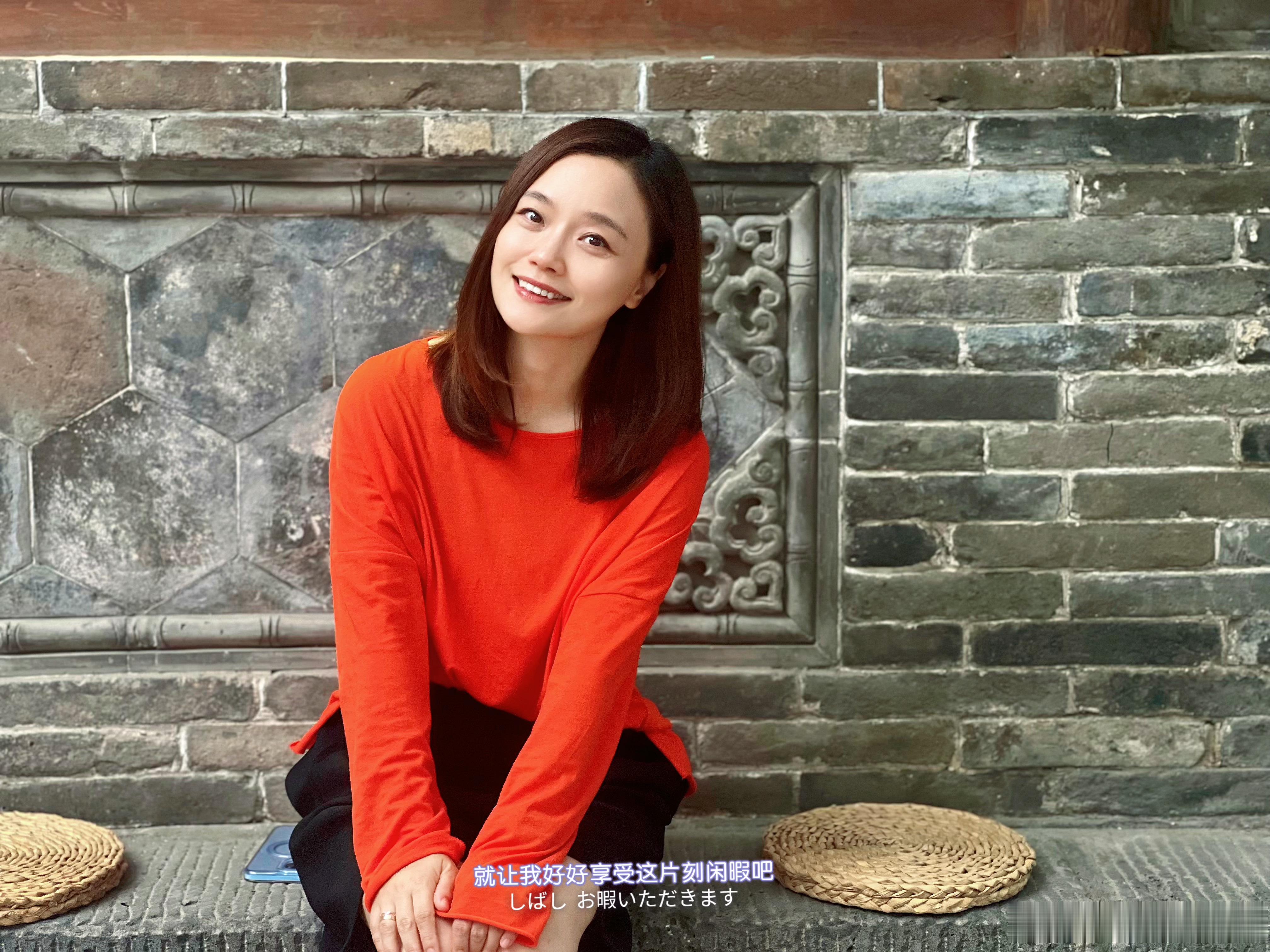 这个假期最大的收获之一，就是慢慢减少了对手机的依赖。上周平均每天使用手机只有4个