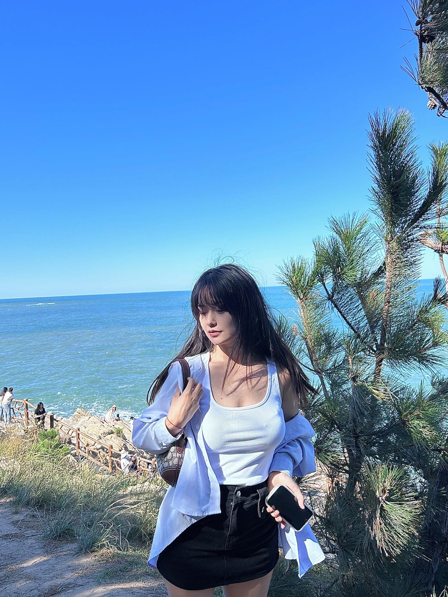 陪你看梅海的月 陪你踱天宁的街