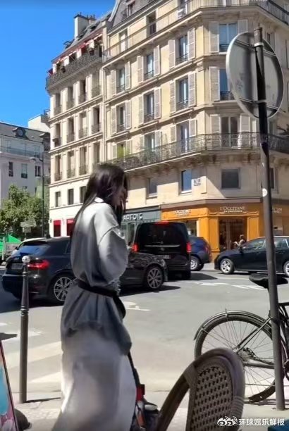 李佳琦张予曦赵昭仪凑不出驾照李佳琦、张予曦、赵昭仪这波“无证出行”太绝了！直播时