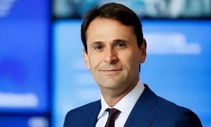 美荷两国同时发声，对中国独立研发的光刻机技术给予了强烈批评。
近期美荷两国接连发