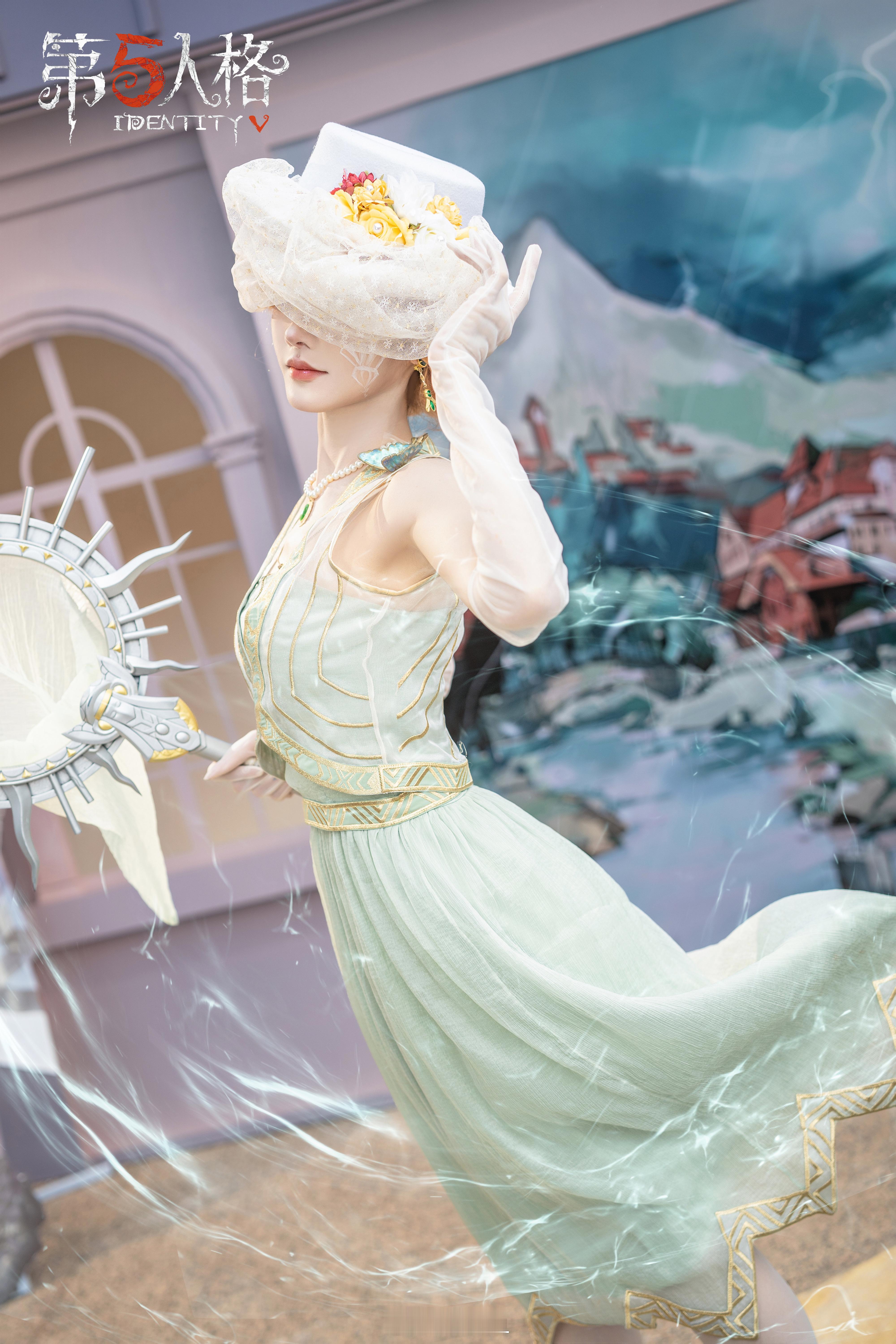 第五人格[超话]第五人格24节气第五人格昆虫学者 飞蛾和人类一样，总会在感受疼痛