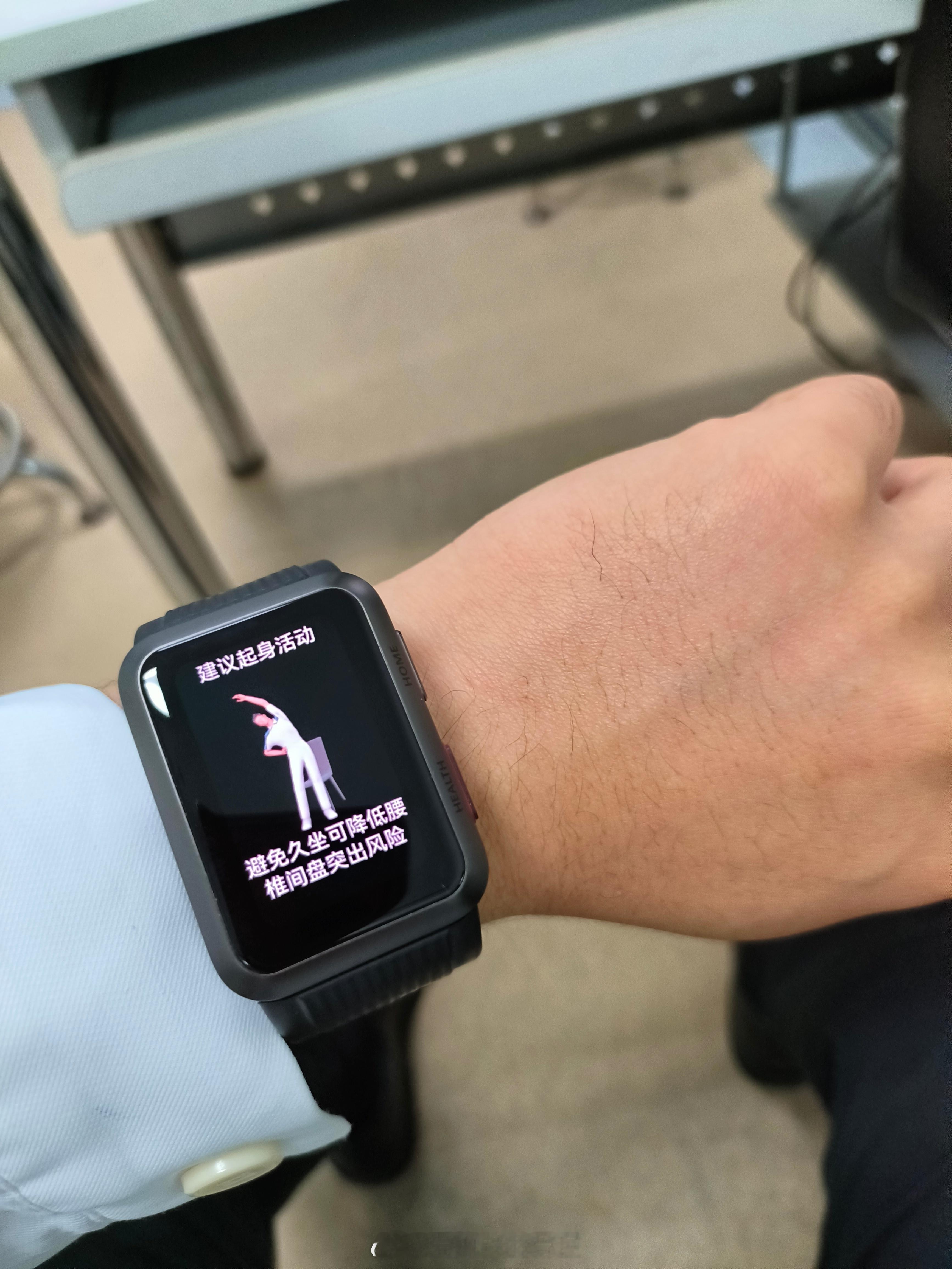 #熬夜对肝脏的伤害是最大的#所以，熬夜之后肝火旺盛易怒是必然的，无论发生啥一定时