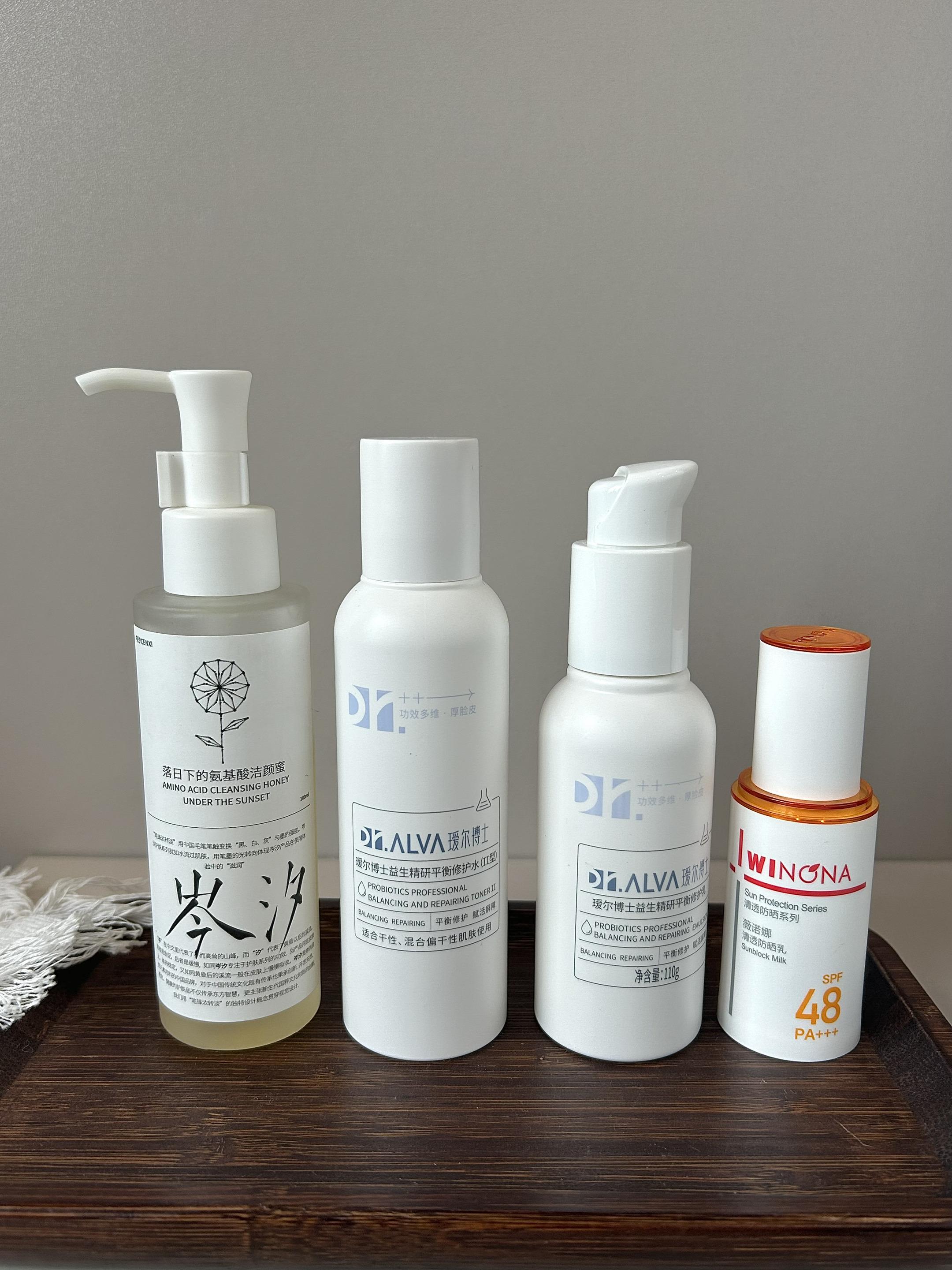 分享精简护肤四件套（干敏皮）我的肤质是混干带点小敏，走过太多护肤弯路...