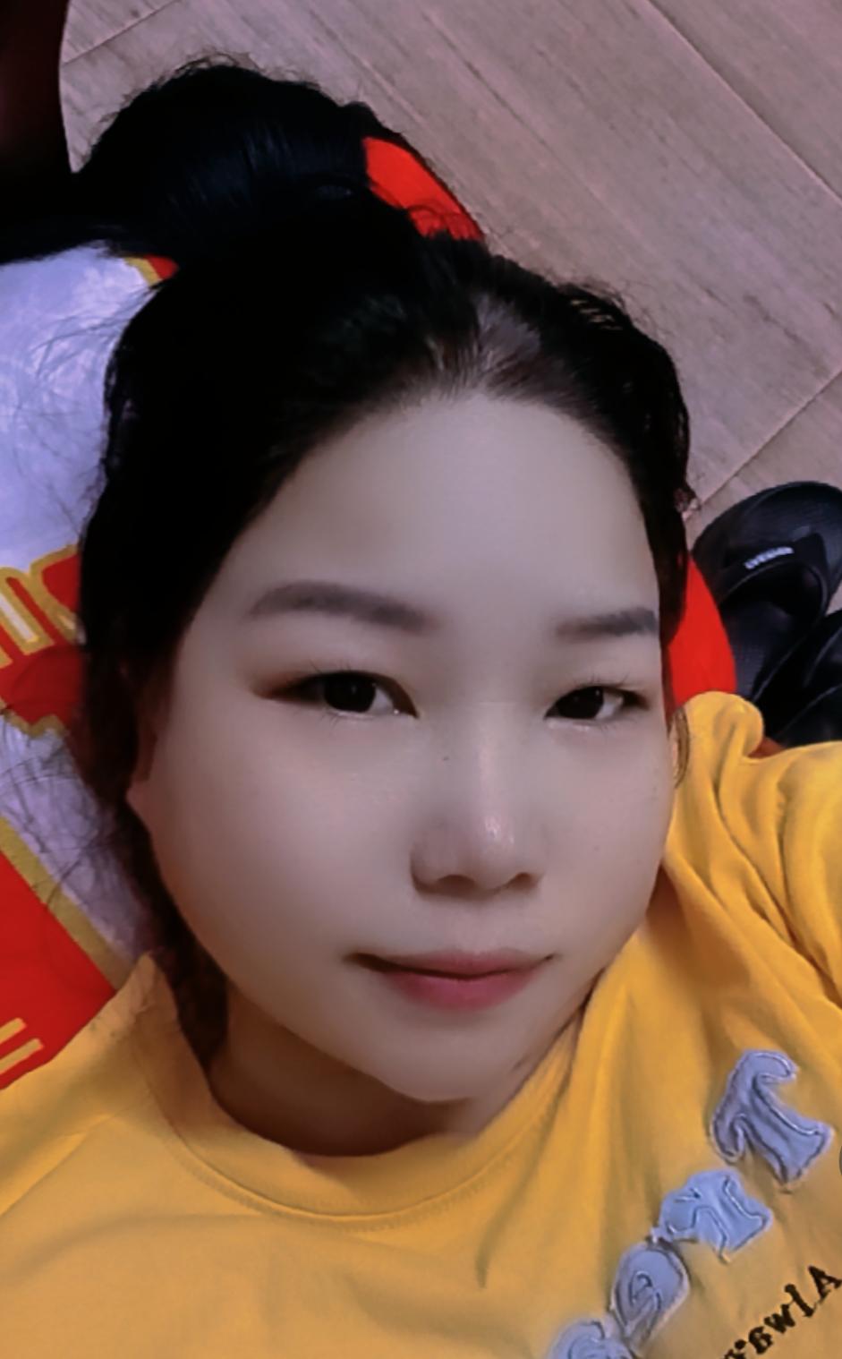 出门在外一定要照顾好自己的身体，今天中午11点多钟的时候，快下班了，突然之间有一