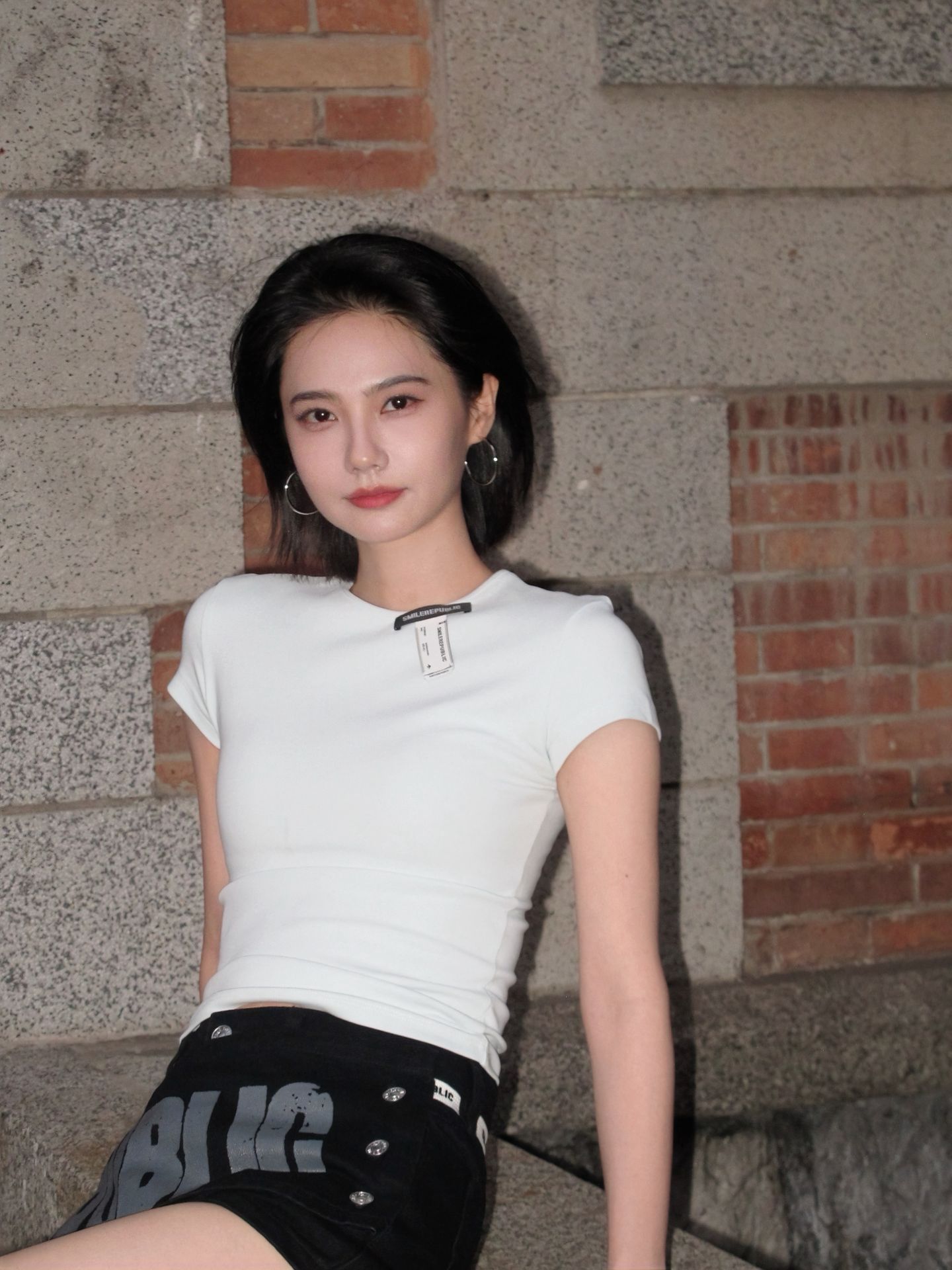 靓女快进组[抓狂] ​​​