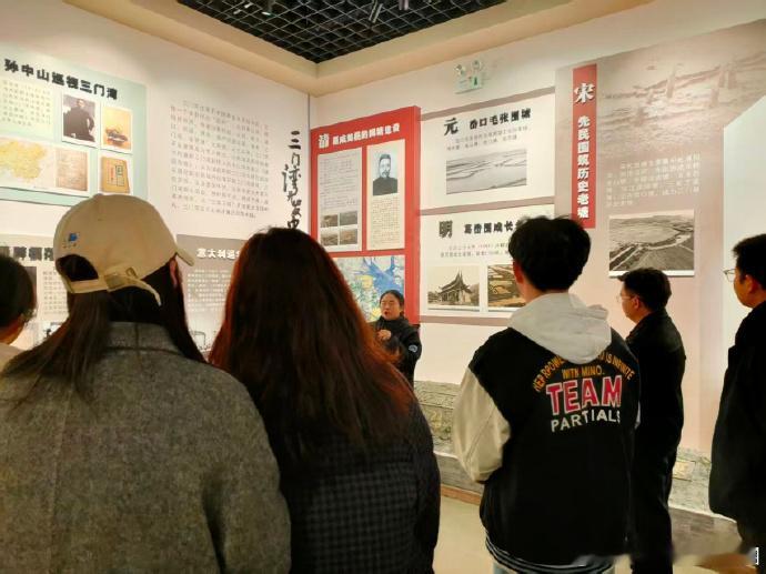 台州队火力全开燃爆浙BA新年首战元旦浙BA赛场燃爆！台州队主场迎战杭州队，全程高