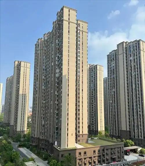 结婚73天，就想分走男方1500万房产，这起河南新乡的案子，直接揭示了洗房套路的