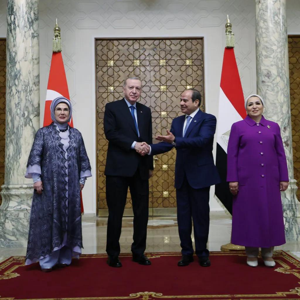 埃及总统塞西强调，任何解决方案都必须“尊重伊朗的主权和地区国家利益”

他指出，