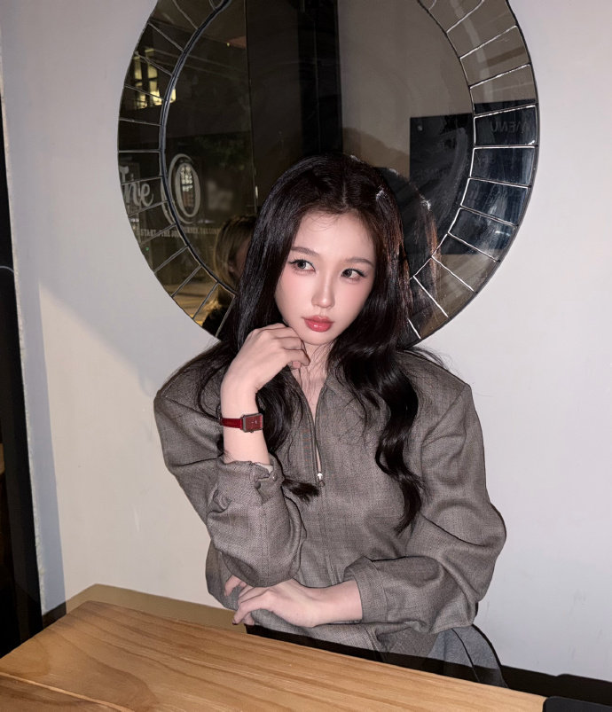 虞书欣OL虞书欣officelady 虞书欣officelady 