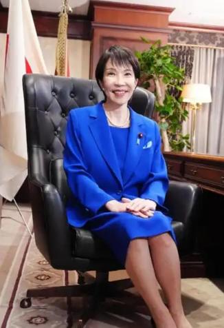 日本政府发表严正声明，
7月6日，针对中国将在太平洋进行核潜艇导弹试射，日本政府