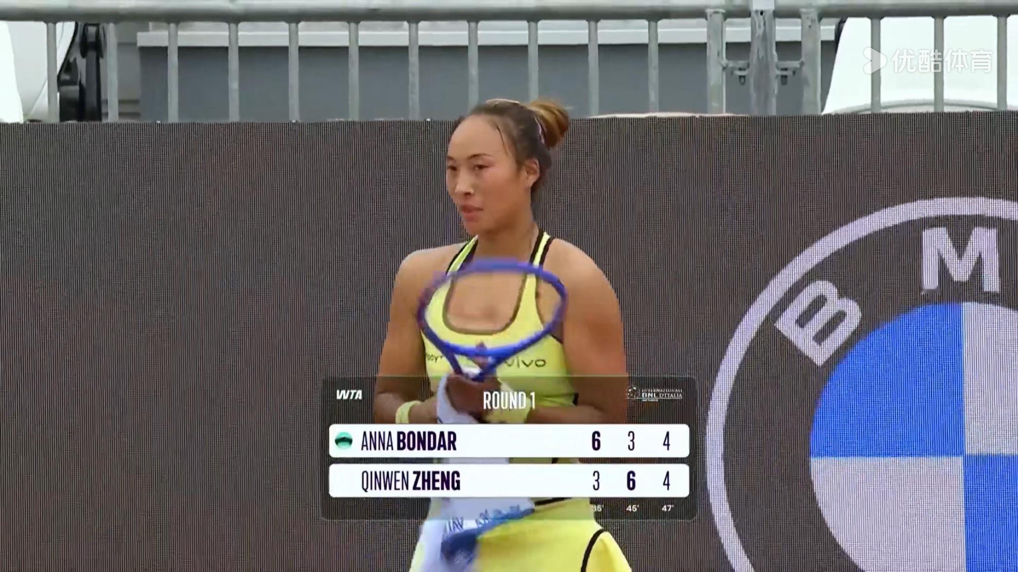 决胜盘0-3追到4-4！钦文加油郑钦文vs邦达尔体育大赏网球wta