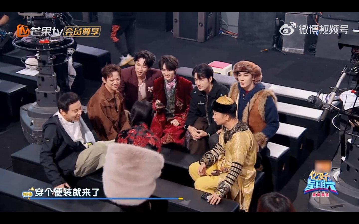 本来以为是经典复刻，结果徐志胜沈月直接改成喜剧现场，笑到停不下来