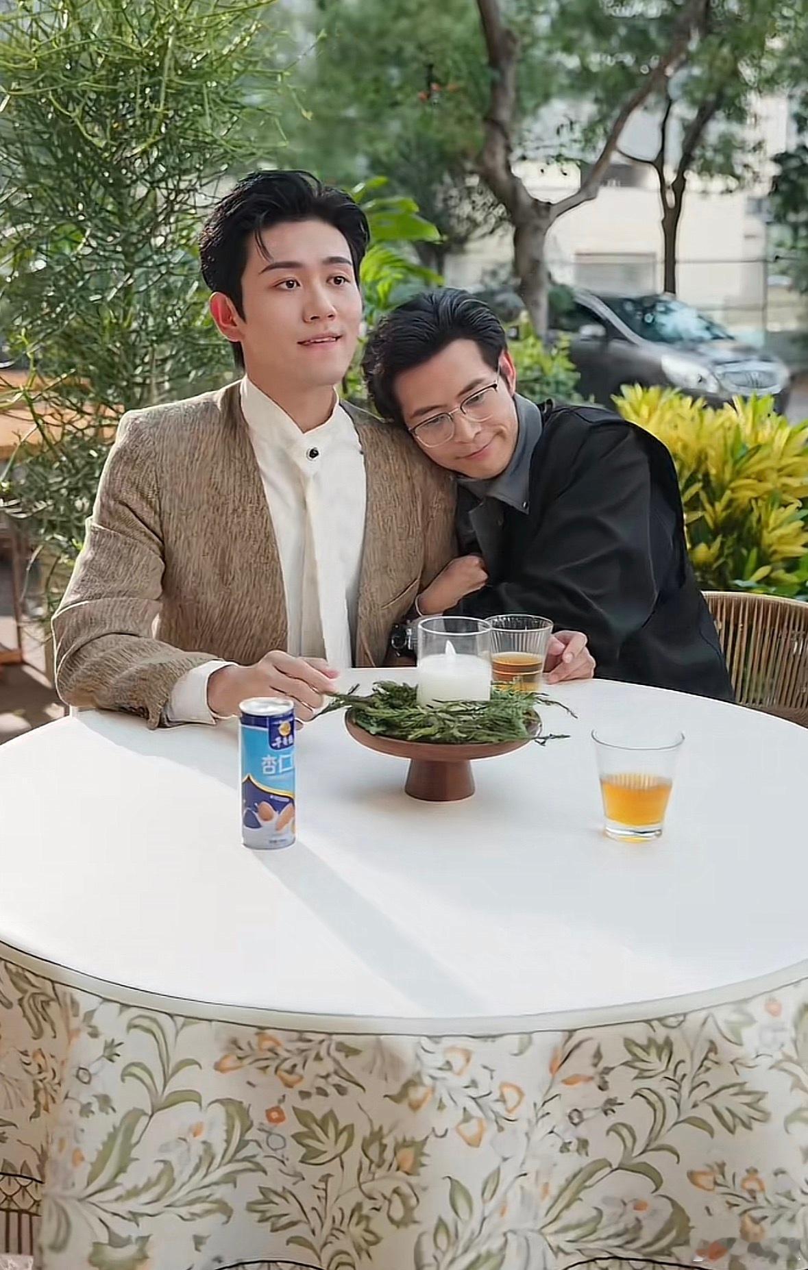 短剧 按摩大脑给贾老师介绍的《大叔罗曼史》。三个男人一台戏，我要笑死在这部剧里。