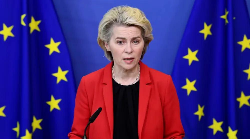 1357亿欧元的援乌“续命钱”卡在路上，欧盟的团结神话正被现实撕得粉碎——一边是