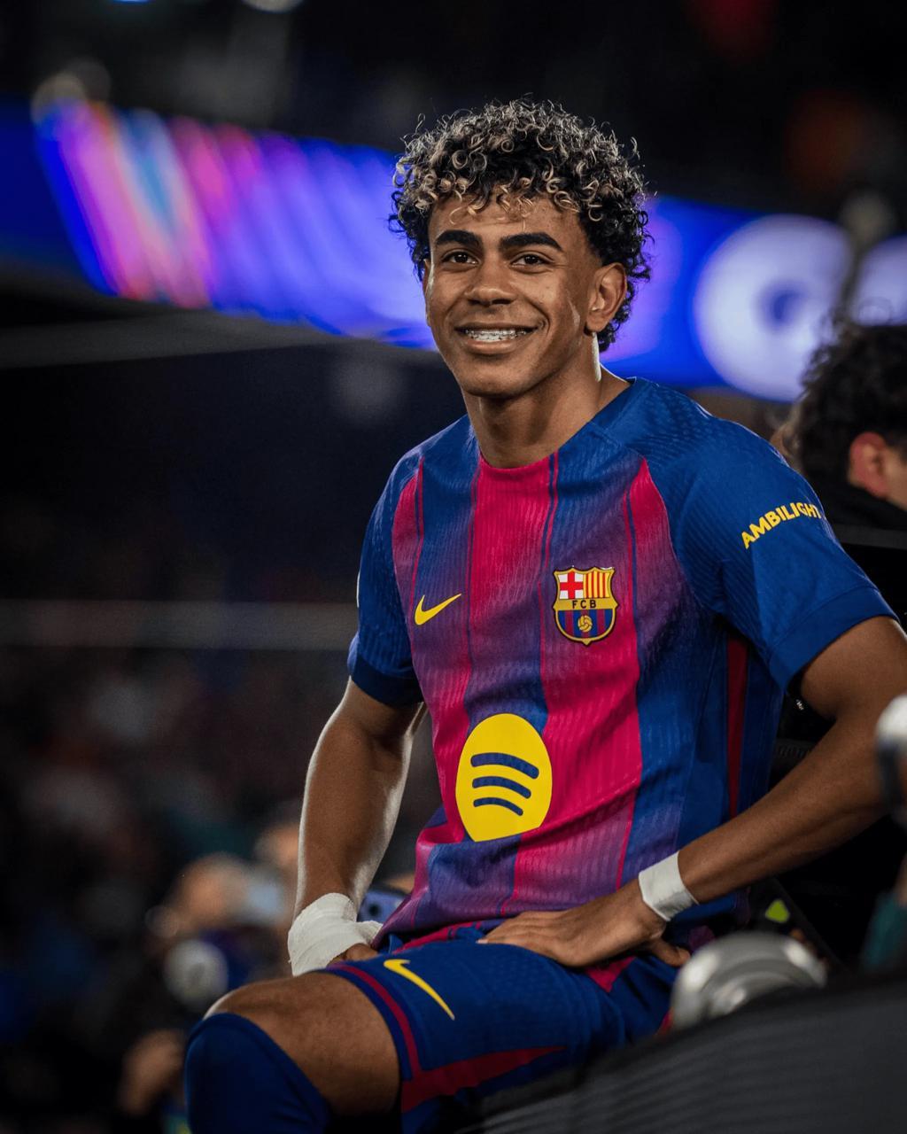 亚马尔本场传射建功，2次错失良机3次被犯规，对抗9胜703月19日讯 欧冠1/8