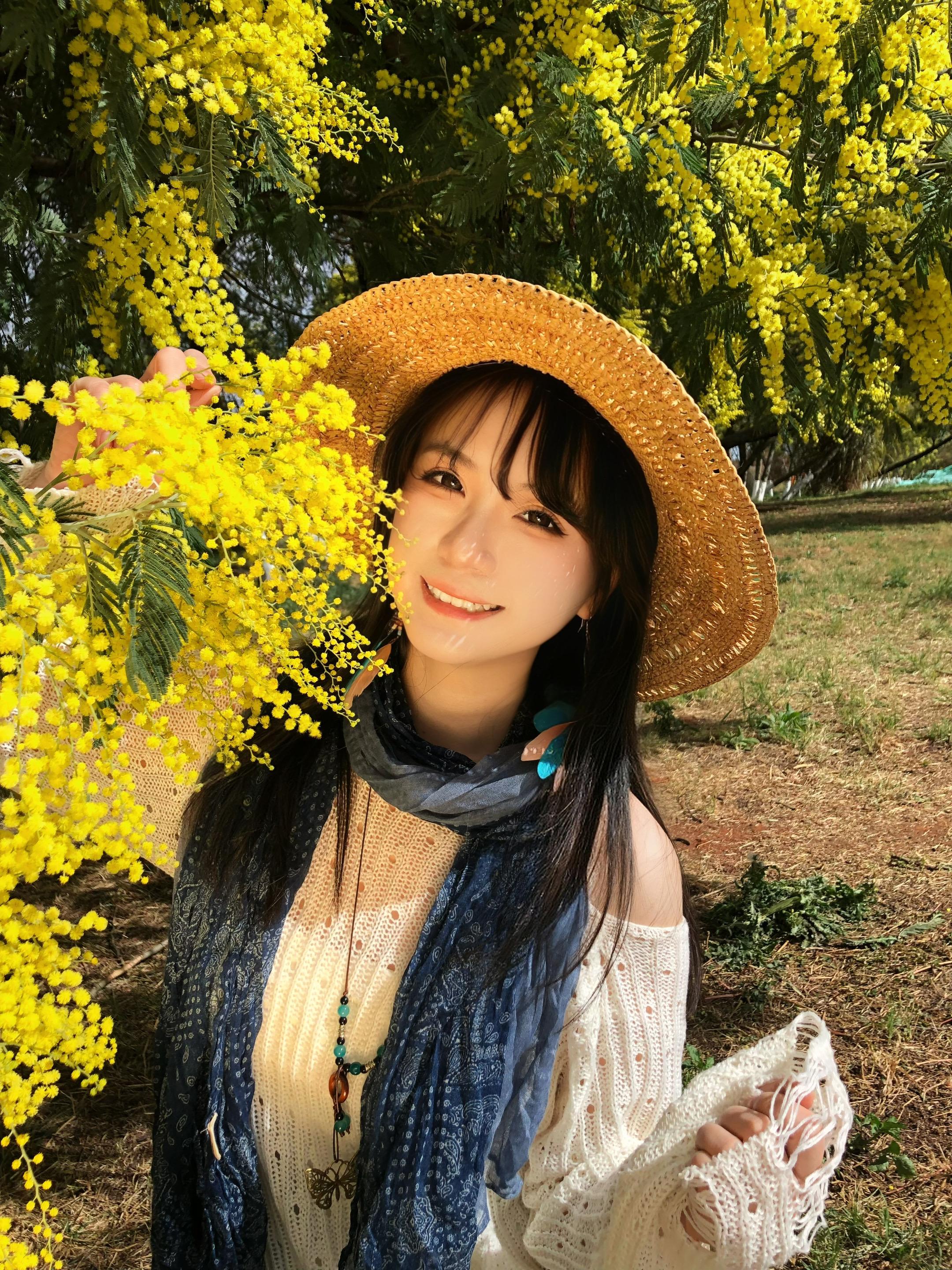 亲爱的大力士小姐 🌻时常觉得自己像花 需要阳光才能明媚自信大方美丽 ...