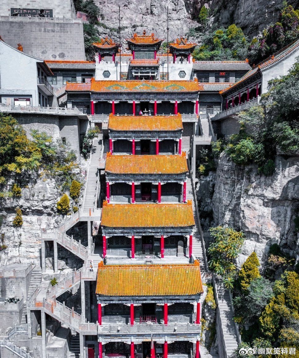 山西用600架无人机点亮黑悟空不必仰头寻觅神话踪迹，山西用600架无人机将“黑悟