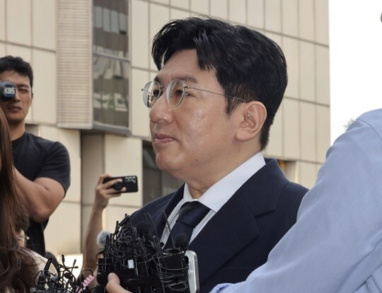 【HYBE议长方时赫因遗漏关联公司，再次受到公平交易委员会制裁】海外新鲜事热点现