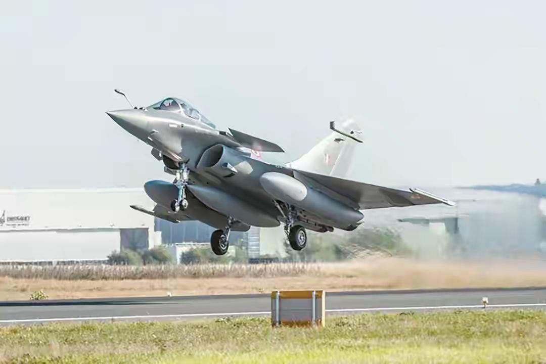 “印度空军排名超中国”
【环球时报特约记者 晨阳】最新出炉的一份美国智库全球空军