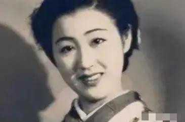 1945年，中国远征军在缅甸意外俘获十余名日军溃兵，团长乔明固原欲处决所有战俘，