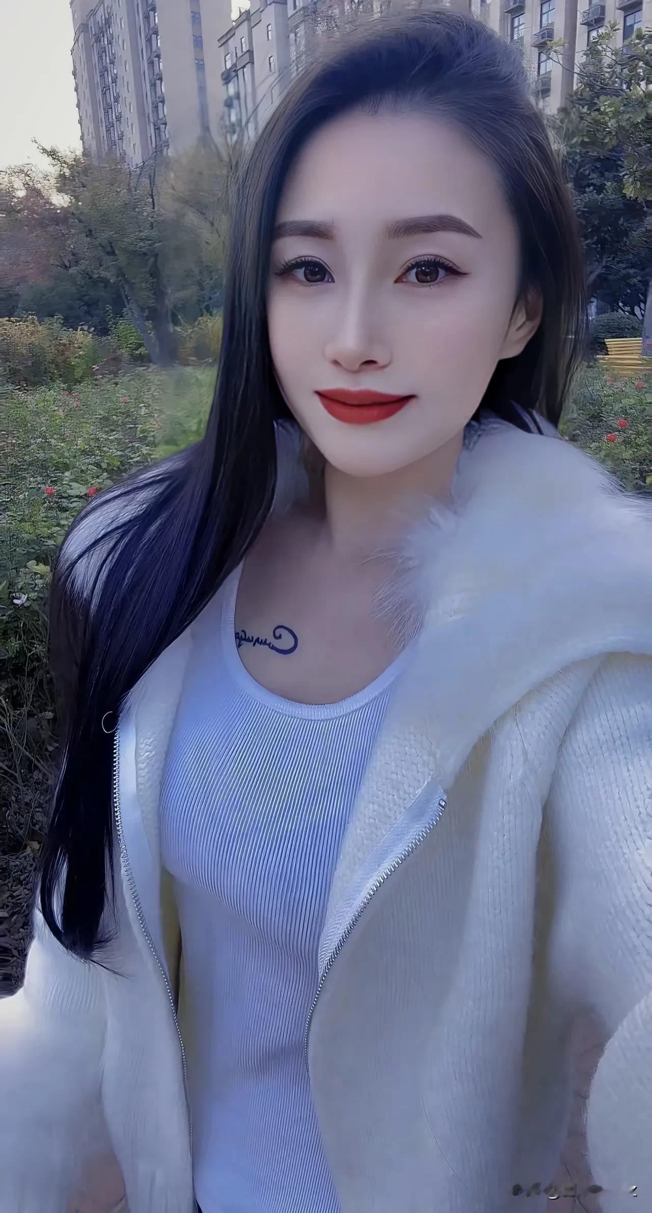 废物都是控制不住自己，精力被各种信息耗散，导致一事无成。

——稻盛和夫 ​稻盛