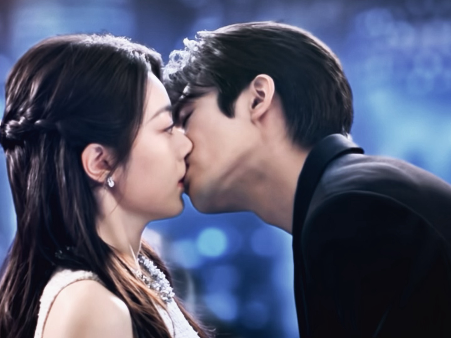 啊啊啊啊全体起立我们森光的初吻来了骄阳似我林屿森聂曦光初吻