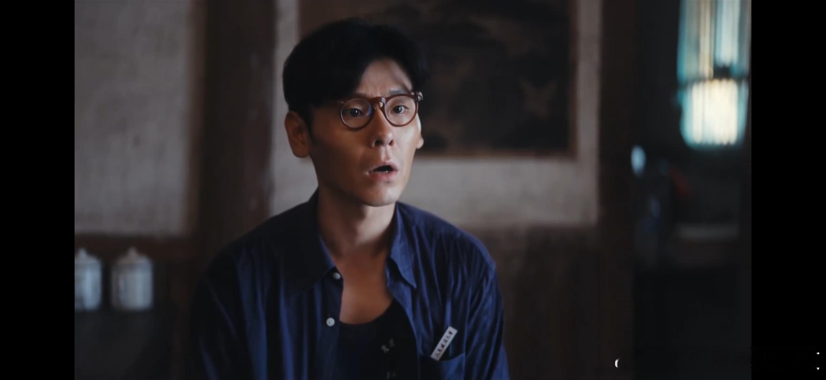看完龙餐厅再来看重器，别的演员剧抛脸已经很牛了，蒋奇明连声音都能剧抛可塑性太强了