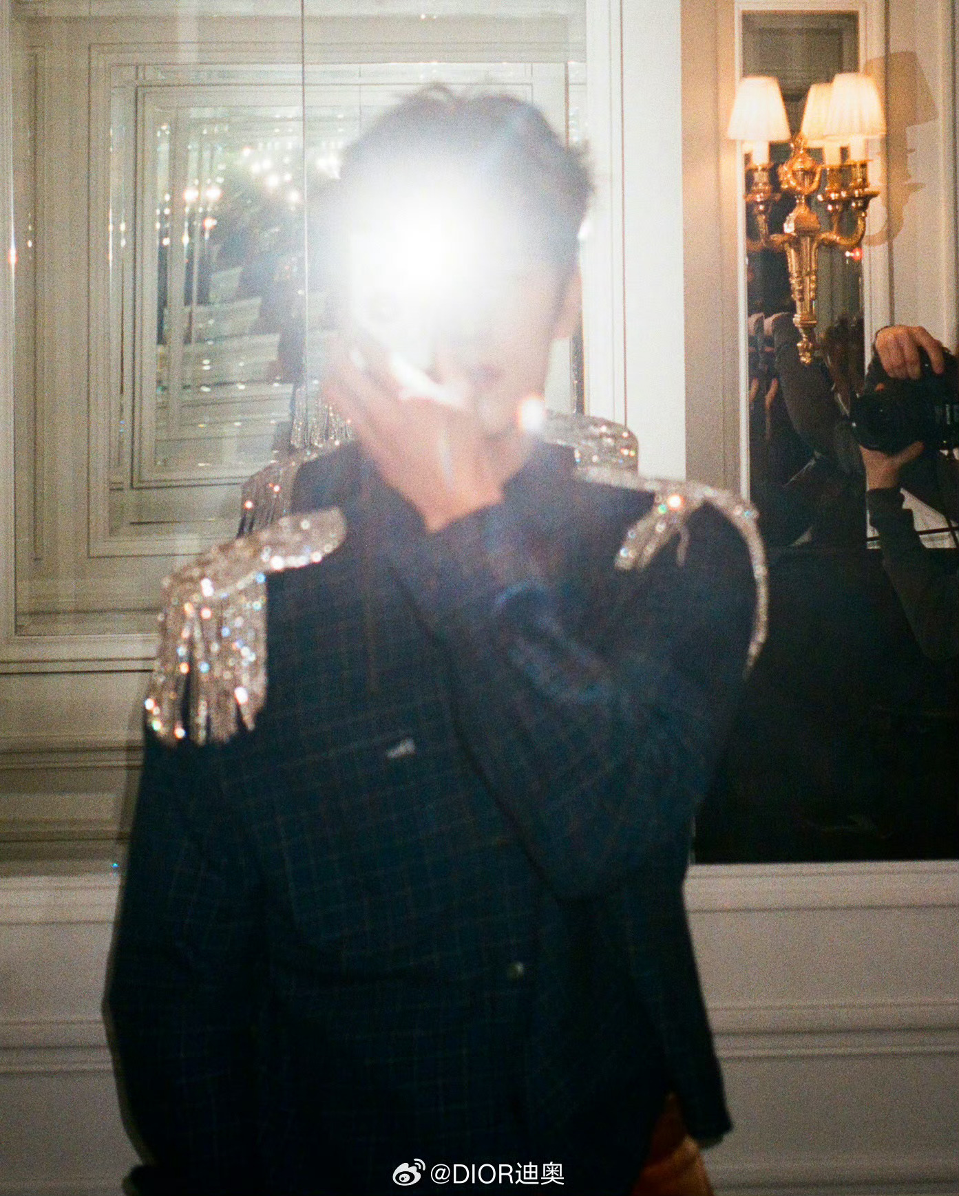 李昀锐 × Dior F/W 2026.品牌大使看秀预告发布，身穿 Dior 2