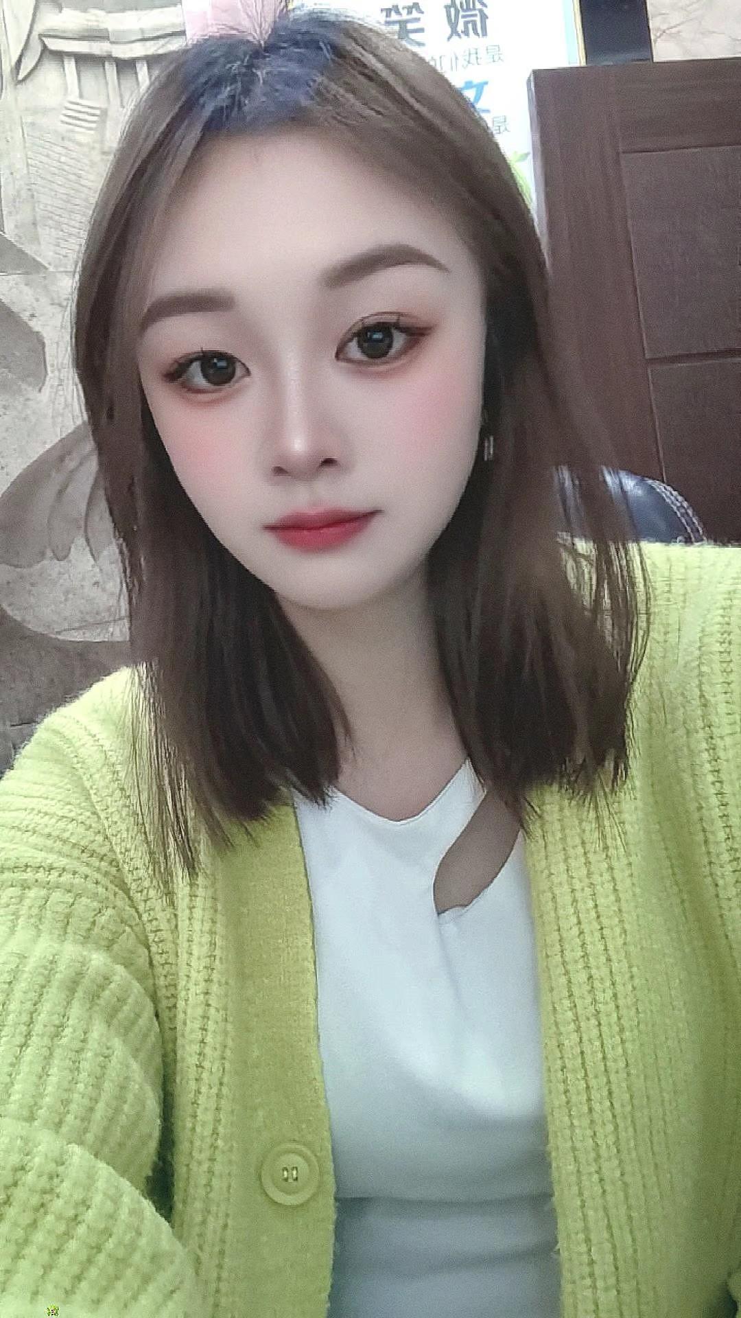 现在的我，看淡了所有的关系，合得来就合，合不来就算了，没什么大不了，迁...