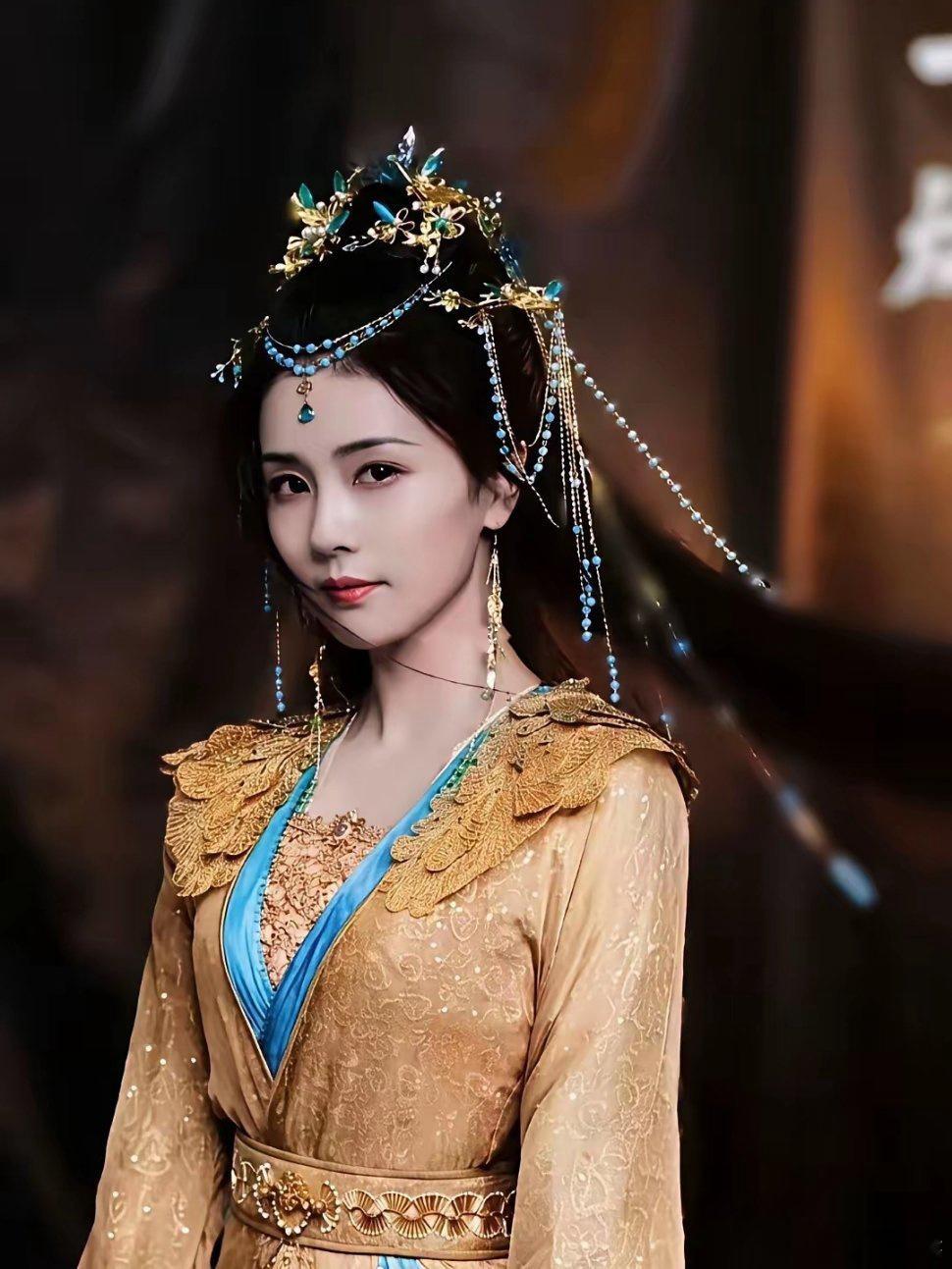 原来短剧的衣服，基本上都是长剧里替换下来的