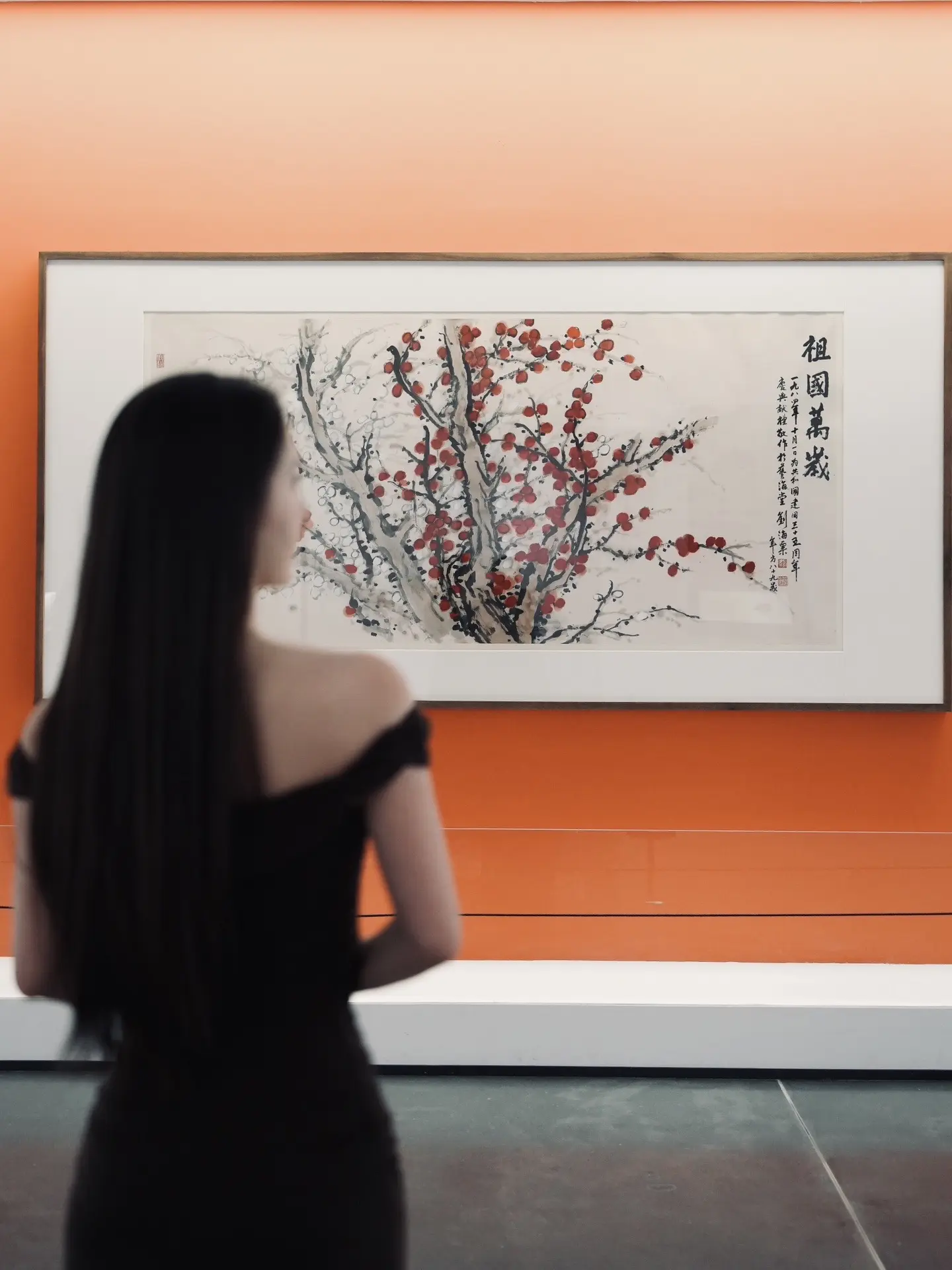 值得一看的展。像是时空的对话 站在作品那一瞬 平静 愉悦 感动 这是艺术附加的情绪价值