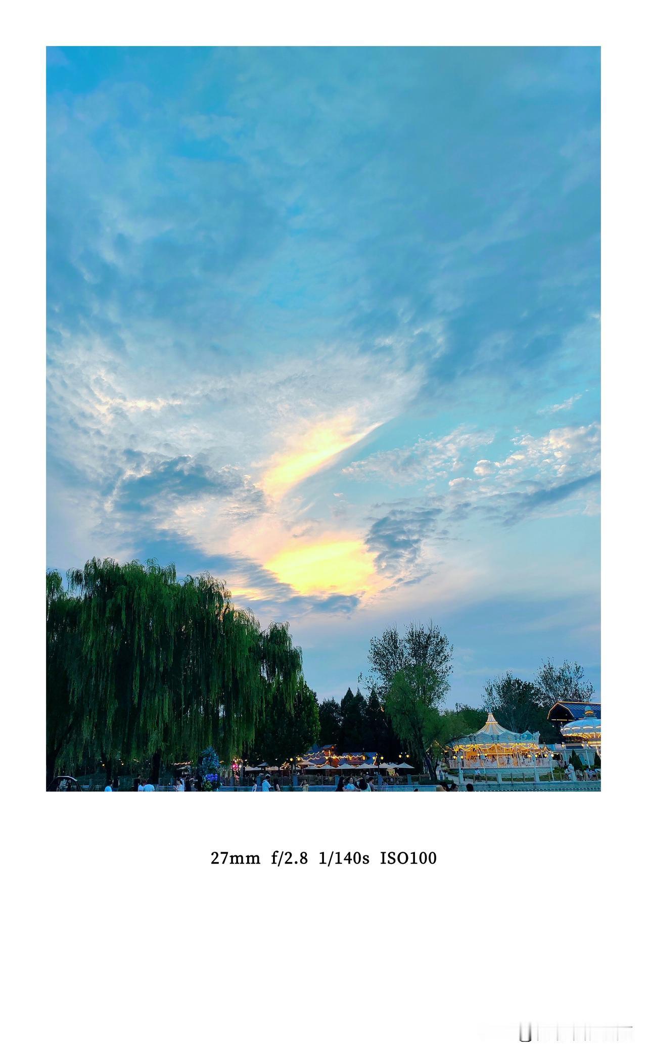 别以为在抖音直播间买东西便宜，我现在觉得还是京东靠谱。今天刷抖音，被直播间种草了