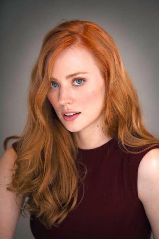战神劳菲 关于《战神 劳菲》中主角饰演者Deborah Ann Woll（《夜魔