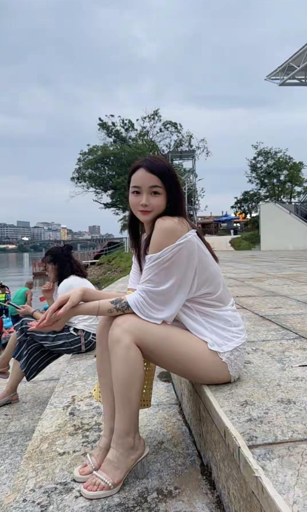 我等的船还不来