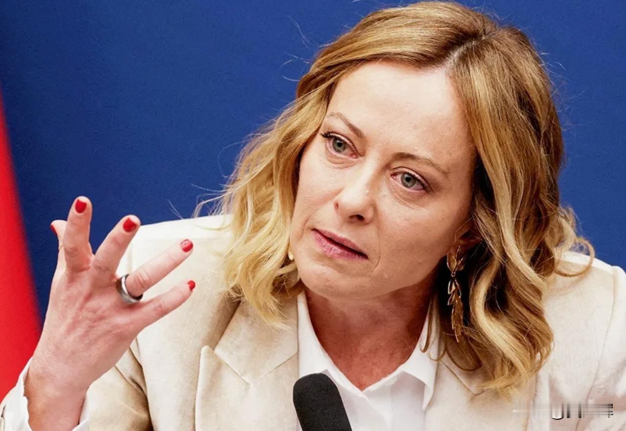 【梅洛尼：欧洲是时候与俄罗斯对话了】

意大利总理梅洛尼称，欧洲已到开启与俄罗斯