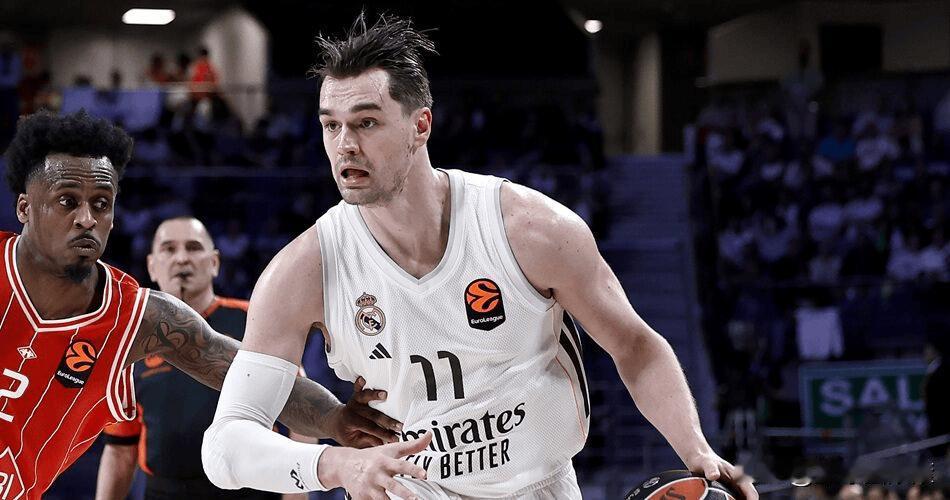 炸裂官宣！时隔6年王者归来！“人类拉杆精华”海佐尼亚重返NBA🔥
 
重磅！E