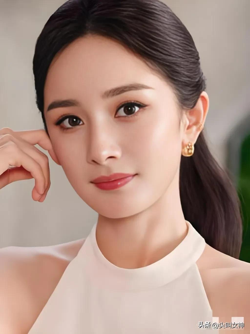 莫非您是对联界隐世高人！才情盖世、气度非凡，实在让人由衷敬佩！
 
偶得一句上联