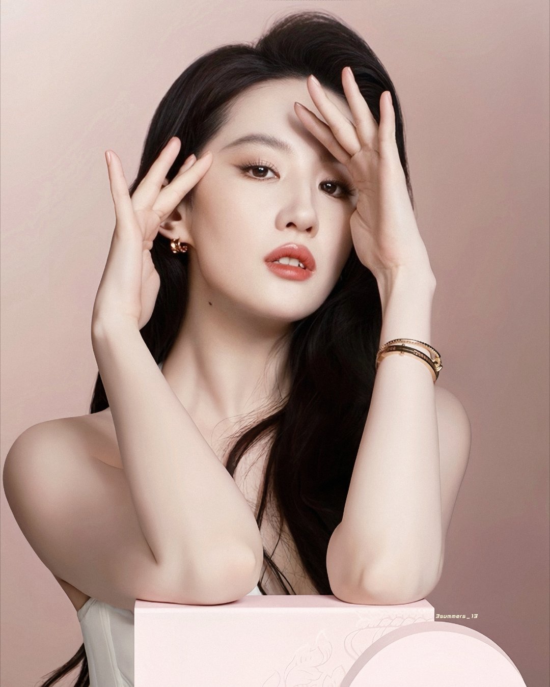 刘亦菲素颜女大这可是神仙姐姐啊！！！太美丽了 