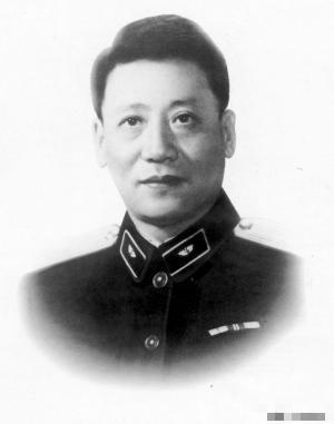 徐春阳将军回忆  我改名字的经过
 
按：故事发生在耿刘吴叛变之后，当时徐春阳年
