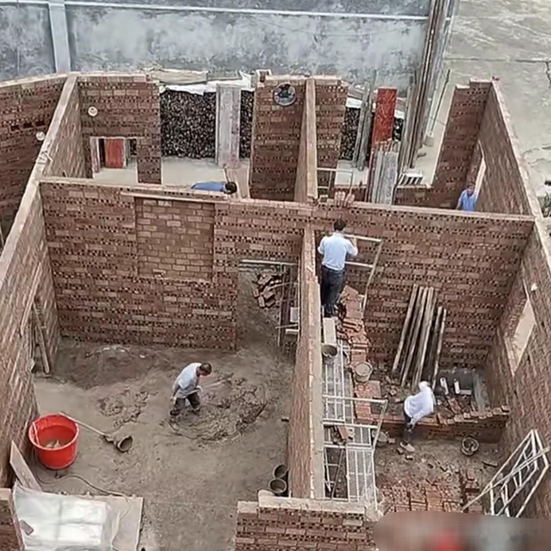 现在怎么还有这样建房子的？