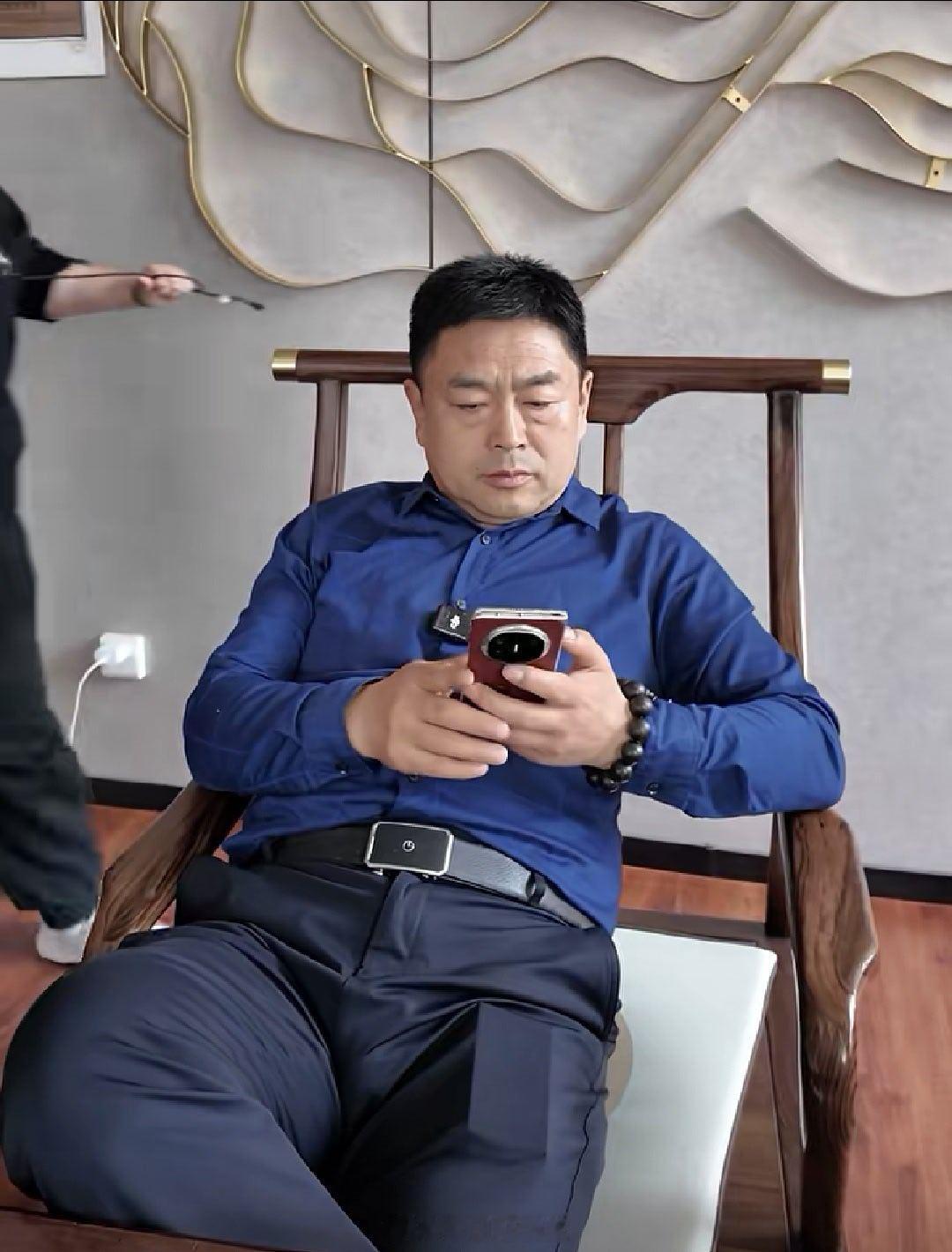 夜深人静了，想看456和金小姐的视频，有宝宝分享吗