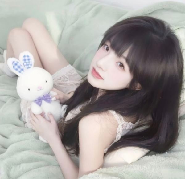 【1028】啧啧妹妹在我家第一次过夜 ​​​