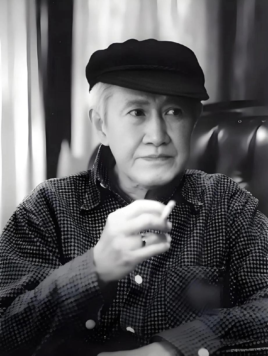 从牢笼到世界之巅：
木心以毅力谱写艺术华章

1979年，
当木心重获自由，摆在