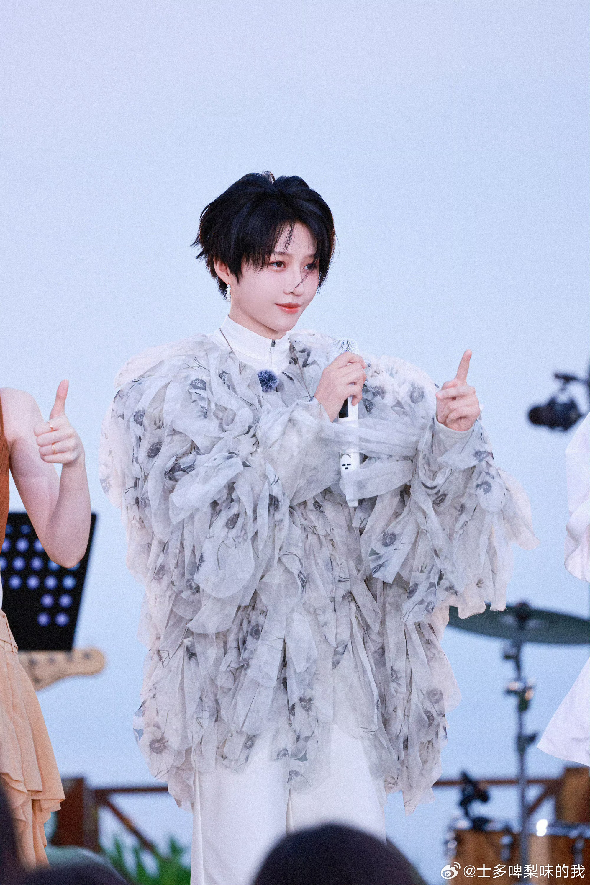 刘雨昕将录制乘风2026挺好 