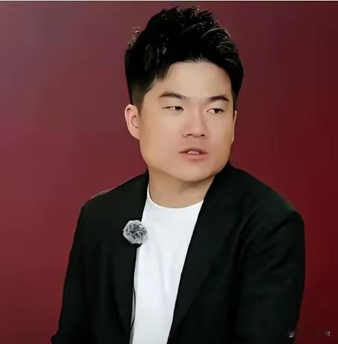 刚去查了下。
 
不查不知道。
一查吓一跳，原来董宇辉花了一千万又开了家新公司，
