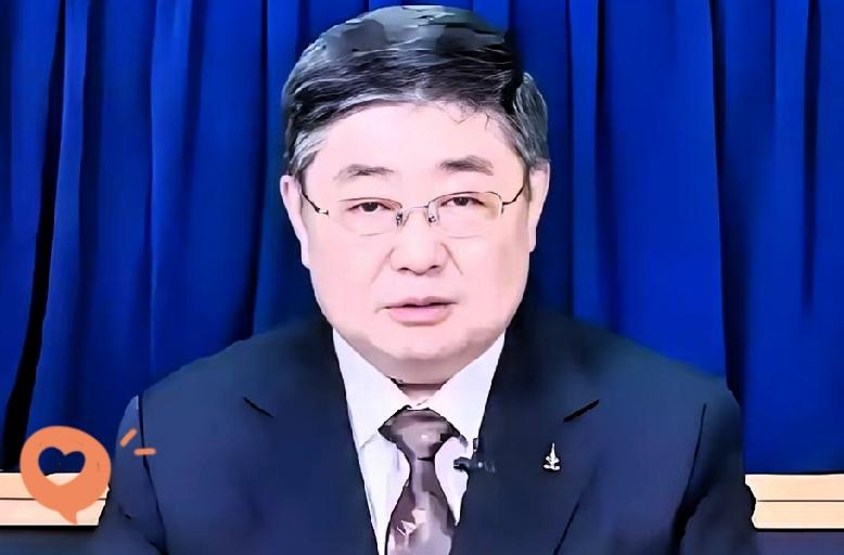 小舰长吕礼诗表示：我很尊敬高志凯老师，但是他提出马德雷山号坐滩仁爱礁27年，应当