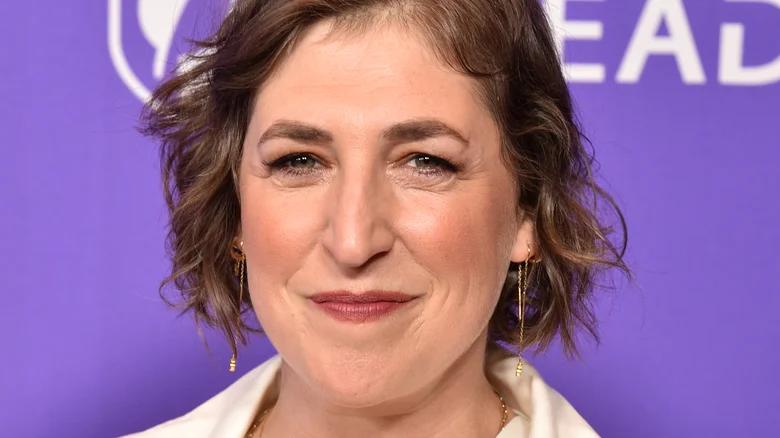 Mayim Bialik，这位因在《Blossom》和《生活大爆炸》（The B