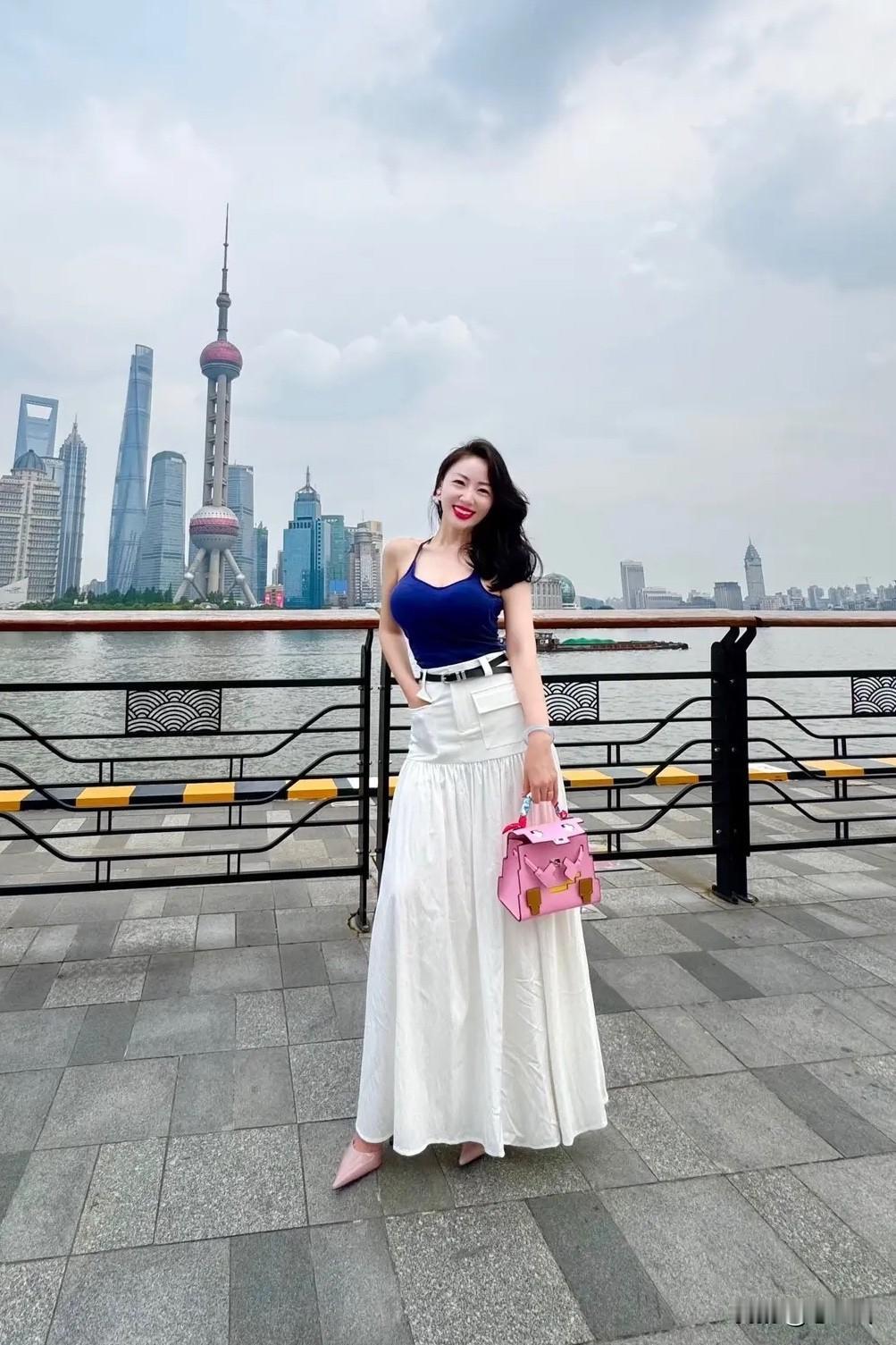 上海外滩打卡，东方明珠塔下的浪漫时光💃🏻📸